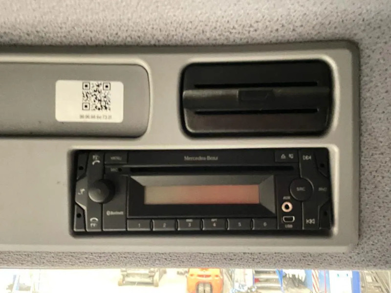 Arrendamiento de Mercedes-Benz Atego 1621 *Palfinger kraan*Containersysteem*luchtvering achteras*bluetooth Mercedes-Benz Atego 1621 *Palfinger kraan*Containersysteem*luchtvering achteras*bluetooth: foto 7 Arrendamiento de Mercedes-Benz Atego 1621 *Palfinger kraan*Containersysteem*luchtvering achteras*bluetooth Mercedes-Benz Atego 1621 *Palfinger kraan*Containersysteem*luchtvering achteras*bluetooth: foto 7