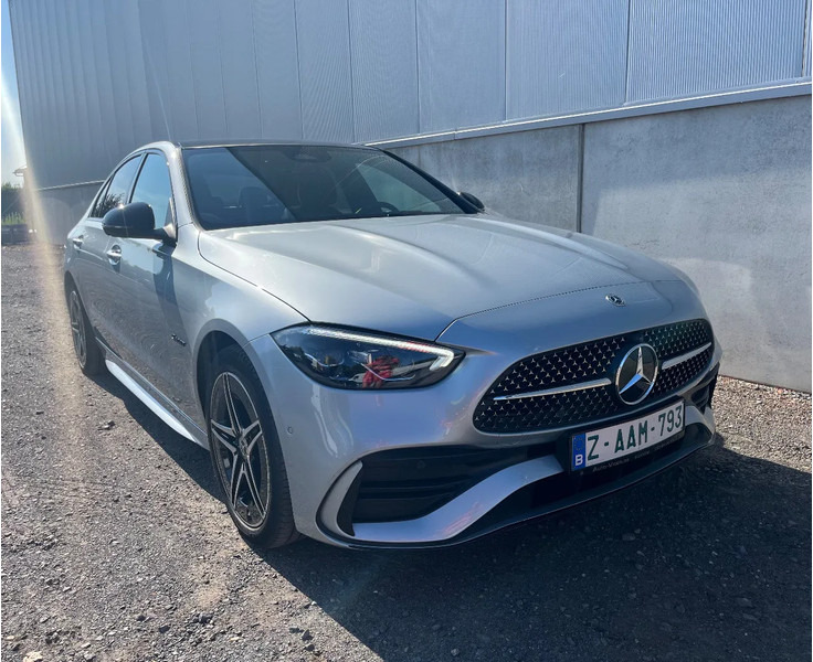 Mercedes-Benz C-Klasse C300e Sedan*AMG PAKKET*NIGHT PAKKET*HEADUPDISPL*360°CAM* - Berlina: foto 4 Mercedes-Benz C-Klasse C300e Sedan*AMG PAKKET*NIGHT PAKKET*HEADUPDISPL*360°CAM* - Berlina: foto 4