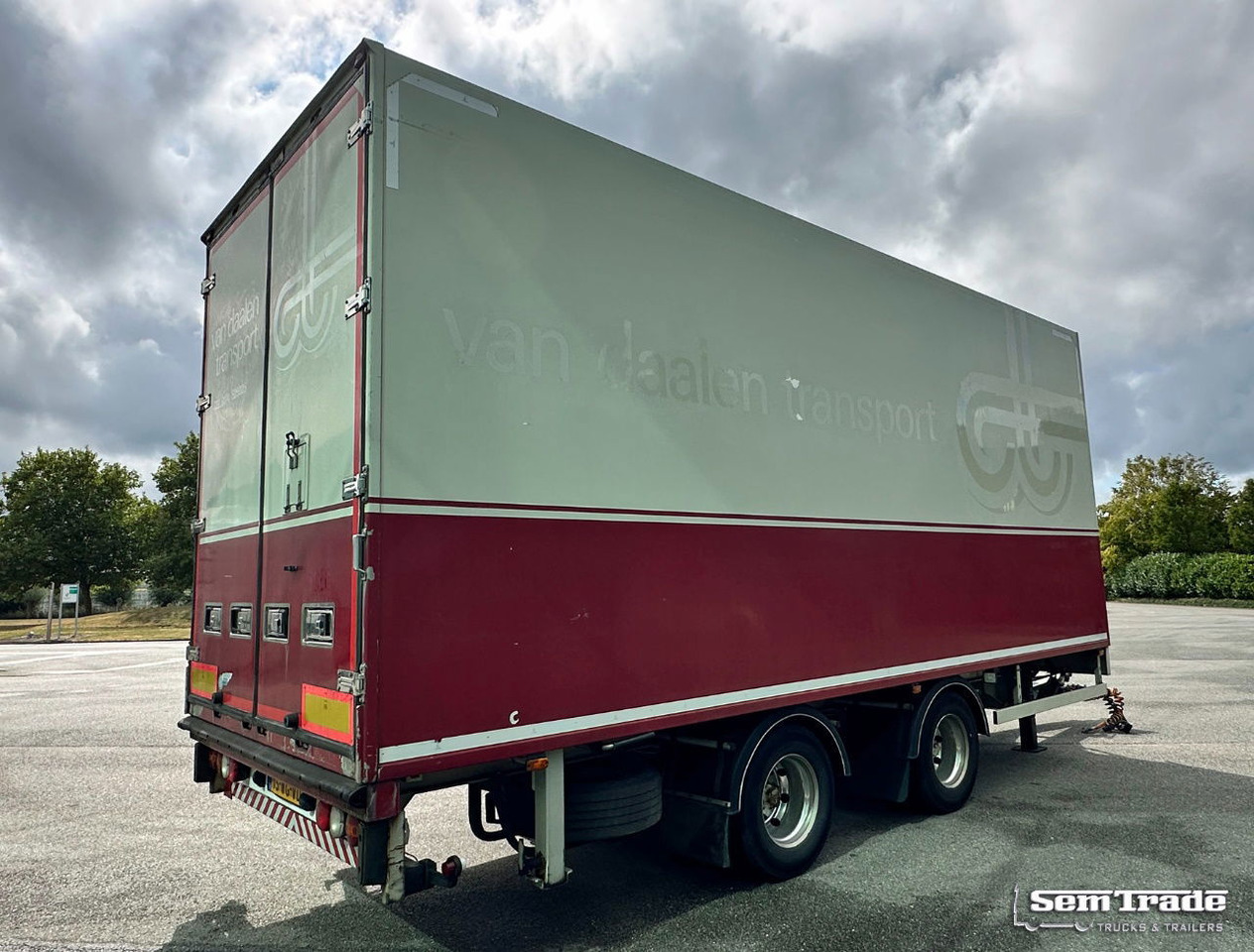 Burg 2 Axle VAN Beurden Isolated BOX TRS Cooling Good Condition Holland-Trailer - Remolque frigorífico: foto 4 Burg 2 Axle VAN Beurden Isolated BOX TRS Cooling Good Condition Holland-Trailer - Remolque frigorífico: foto 4