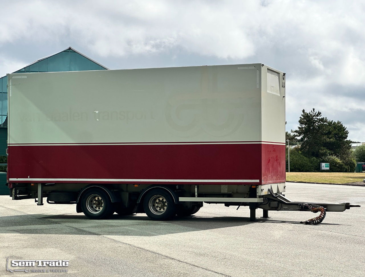 Burg 2 Axle VAN Beurden Isolated BOX TRS Cooling Good Condition Holland-Trailer - Remolque frigorífico: foto 5 Burg 2 Axle VAN Beurden Isolated BOX TRS Cooling Good Condition Holland-Trailer - Remolque frigorífico: foto 5