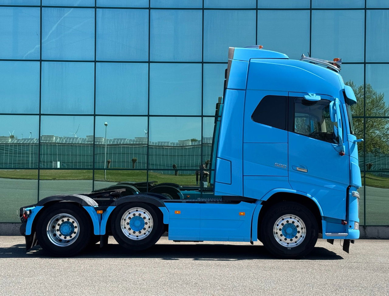 Volvo FH 500 6X2 Full AIR 671.000 KM 2x Tanks TOP Condition NL Truck - Cabeza tractora: foto 5 Volvo FH 500 6X2 Full AIR 671.000 KM 2x Tanks TOP Condition NL Truck - Cabeza tractora: foto 5
