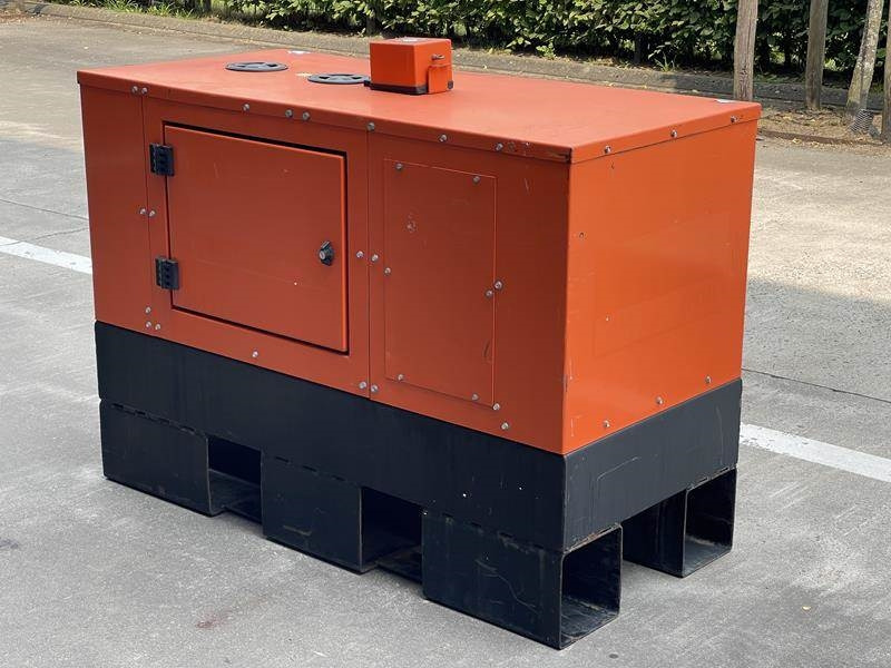 Europower EPS 113 TDE - Generador industriale: foto 3 Europower EPS 113 TDE - Generador industriale: foto 3