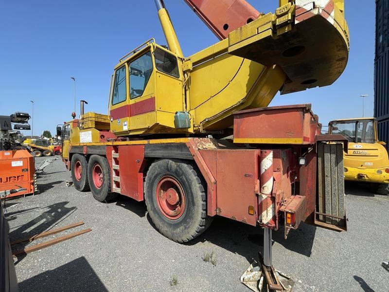 Liebherr LTM 1050 / 1 - Grúa todo terreno: foto 5 Liebherr LTM 1050 / 1 - Grúa todo terreno: foto 5