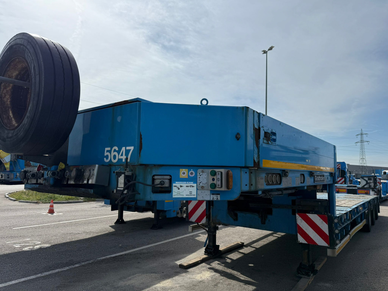 GOLDHOFER STZ-L3 - Semirremolque góndola rebajadas: foto 4 GOLDHOFER STZ-L3 - Semirremolque góndola rebajadas: foto 4