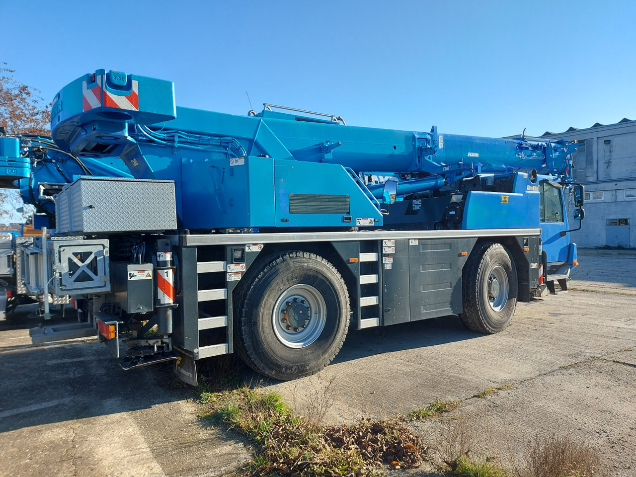 LIEBHERR LTM 1030-2.1 - Autogrúa: foto 2 LIEBHERR LTM 1030-2.1 - Autogrúa: foto 2