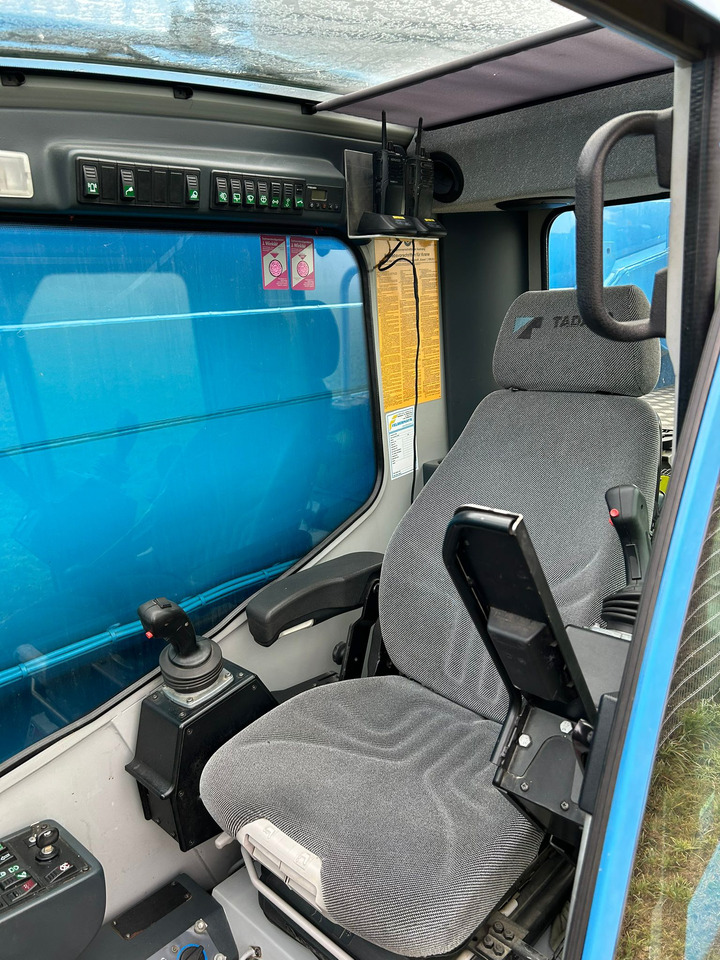 Autogrúa TADANO ATF 220G-5: foto 9 Autogrúa TADANO ATF 220G-5: foto 9