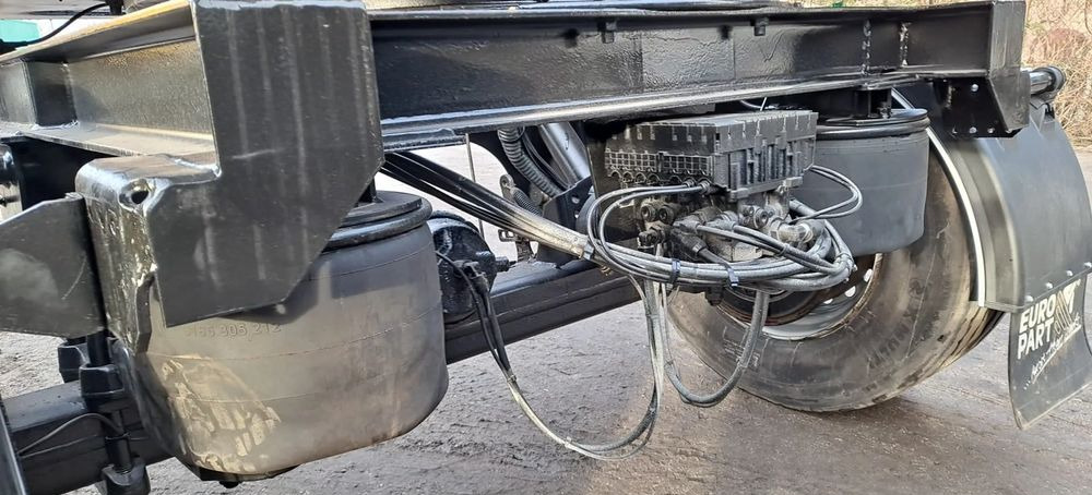 Huffermann Przyczepa na wózku HAR 1870 do hakowca - Remolque multilift/ Portacontenedores de cadenas: foto 5 Huffermann Przyczepa na wózku HAR 1870 do hakowca - Remolque multilift/ Portacontenedores de cadenas: foto 5