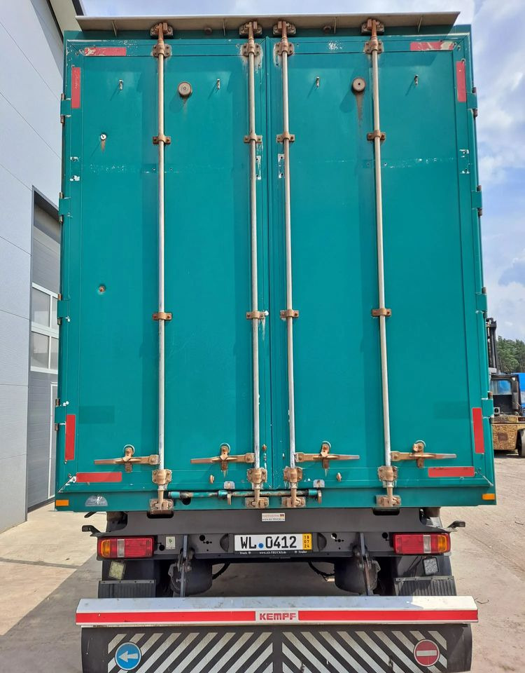 Kempf Wywrot do przewozu zrebek i drzewa przyczepa - Remolque maderero: foto 5 Kempf Wywrot do przewozu zrebek i drzewa przyczepa - Remolque maderero: foto 5