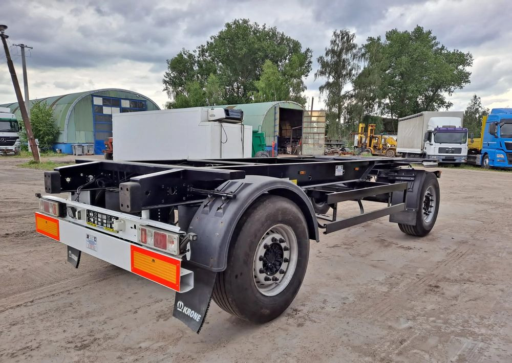 Krone BDF do mleka przyczepa do przewozu mleka - Remolque multilift/ Portacontenedores de cadenas: foto 2 Krone BDF do mleka przyczepa do przewozu mleka - Remolque multilift/ Portacontenedores de cadenas: foto 2