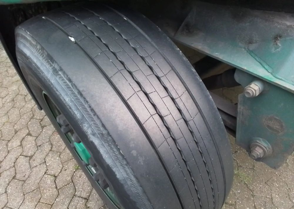 Krone Przyczepa 3 osie Firanka - Remolque con toldo: foto 5 Krone Przyczepa 3 osie Firanka - Remolque con toldo: foto 5