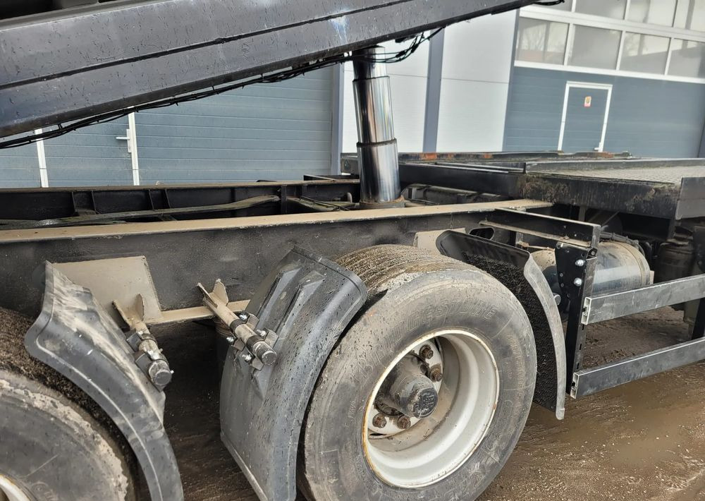 Krone Przyczepa wywrotka 3 osie wywrot - Remolque volquete: foto 2 Krone Przyczepa wywrotka 3 osie wywrot - Remolque volquete: foto 2