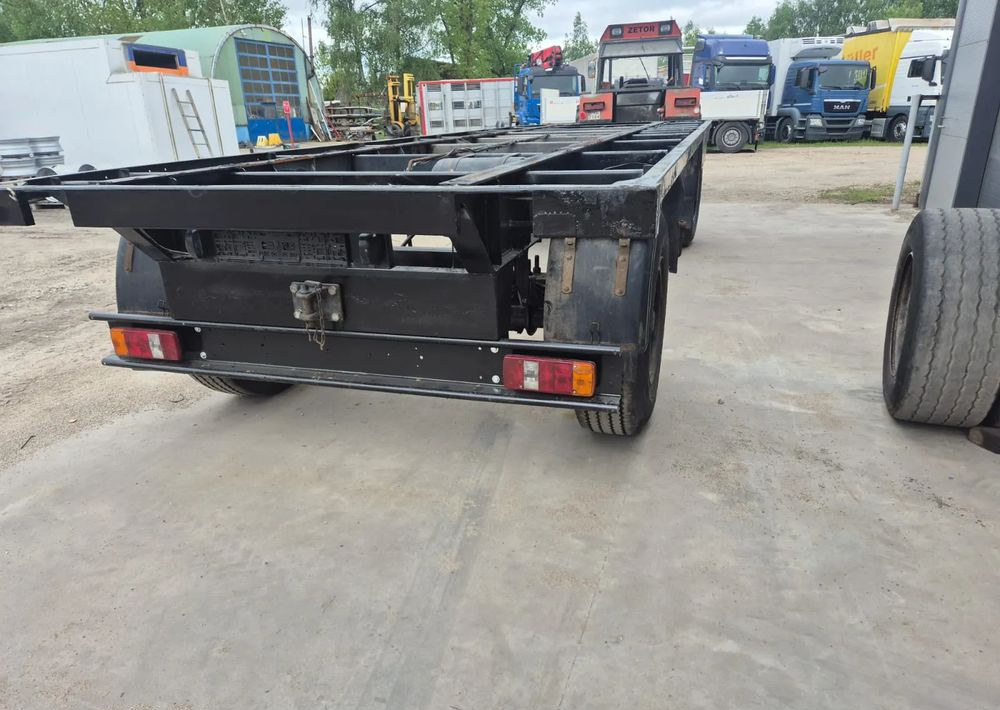 Schmitz Cargobull Przyczepa Krone na resorze - Remolque portacontenedore/ Intercambiable: foto 3 Schmitz Cargobull Przyczepa Krone na resorze - Remolque portacontenedore/ Intercambiable: foto 3