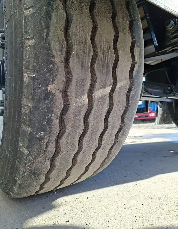 Remolque con toldo Schwarzmuller ciężarowa przyczepa 18 palet: foto 8 Remolque con toldo Schwarzmuller ciężarowa przyczepa 18 palet: foto 8