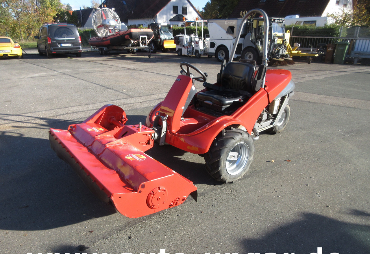 Aebi TerraCut TC07 Hangmäher 3x3 mit Humus Mulcher - Desbrozadora de brazo: foto 1 Aebi TerraCut TC07 Hangmäher 3x3 mit Humus Mulcher - Desbrozadora de brazo: foto 1