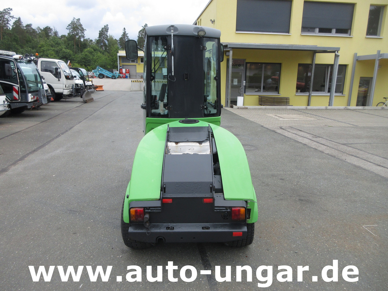 Egholm 2200 T Moduloflex 4x4 Knicklenkung Baujahr 2009 Daihatsu DM950 Diesel - Tractor municipal: foto 5 Egholm 2200 T Moduloflex 4x4 Knicklenkung Baujahr 2009 Daihatsu DM950 Diesel - Tractor municipal: foto 5