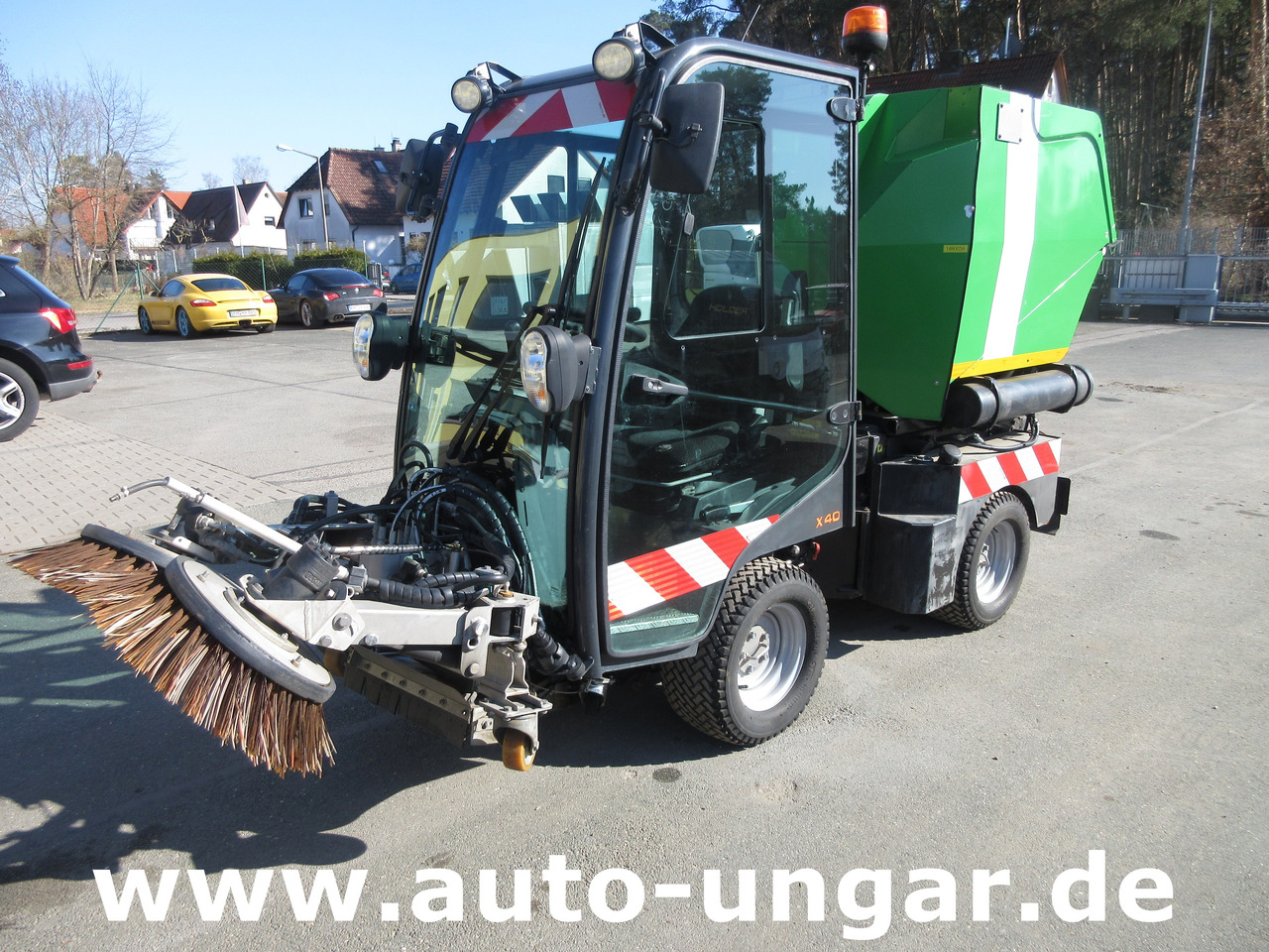Holder X40 / X45 Baujahr 2017 Knicklenkung Kehraufbau 4x4 Kommunalhydraulik Frontheber - Barredora vial: foto 1 Holder X40 / X45 Baujahr 2017 Knicklenkung Kehraufbau 4x4 Kommunalhydraulik Frontheber - Barredora vial: foto 1