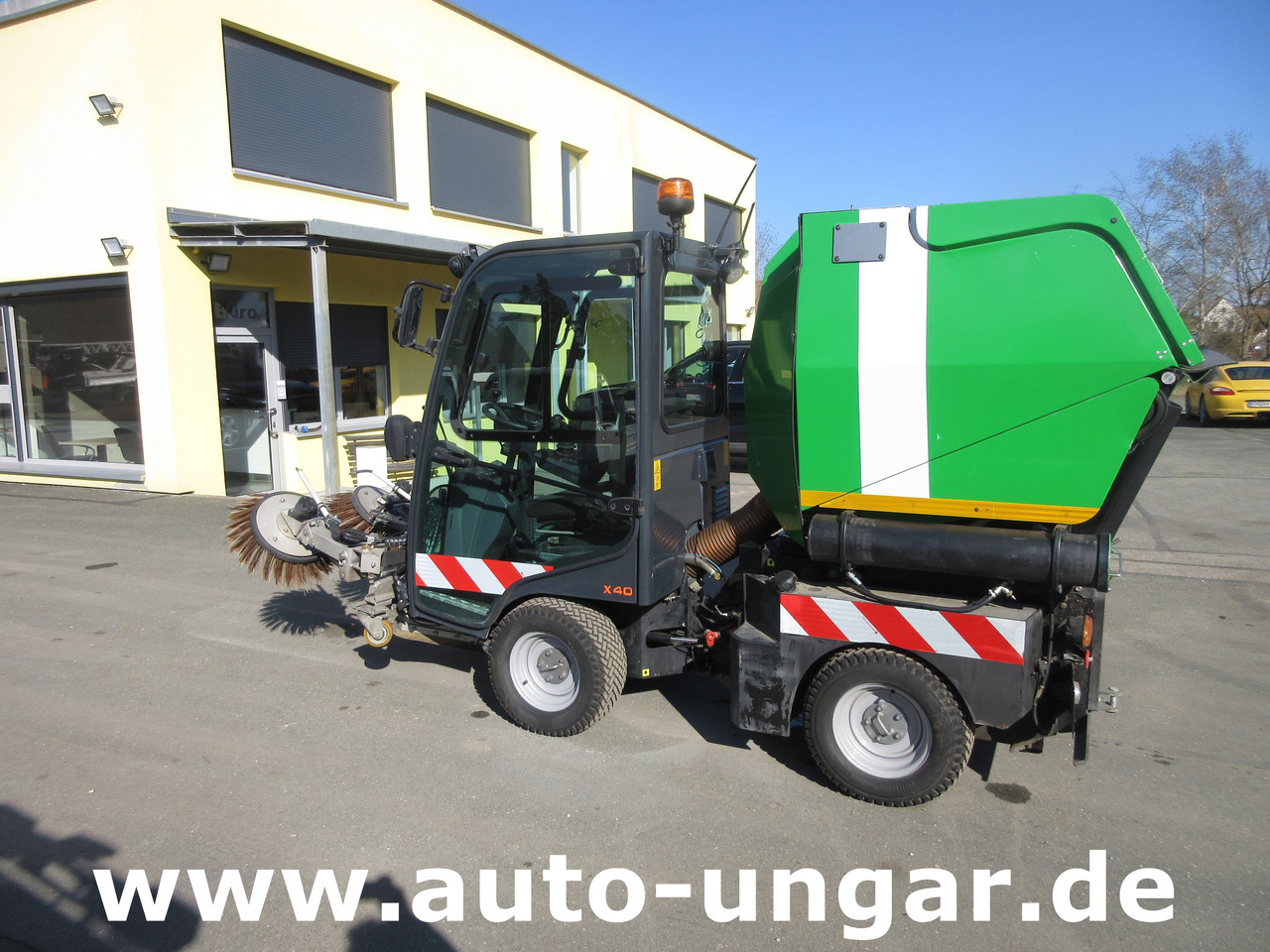 Holder X40 / X45 Baujahr 2017 Knicklenkung Kehraufbau 4x4 Kommunalhydraulik Frontheber - Barredora vial: foto 5 Holder X40 / X45 Baujahr 2017 Knicklenkung Kehraufbau 4x4 Kommunalhydraulik Frontheber - Barredora vial: foto 5