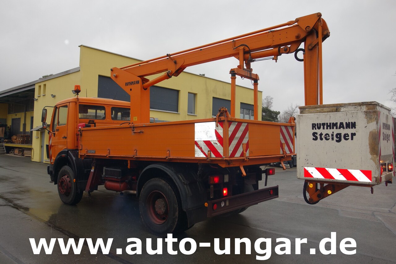 MERCEDES-BENZ Mercedes 1617 AK 4x4 Kipper Ruthmann K 115 Steiger Arbeitsbühne Kommunalfahrzeug - Camión volquete: foto 5 MERCEDES-BENZ Mercedes 1617 AK 4x4 Kipper Ruthmann K 115 Steiger Arbeitsbühne Kommunalfahrzeug - Camión volquete: foto 5