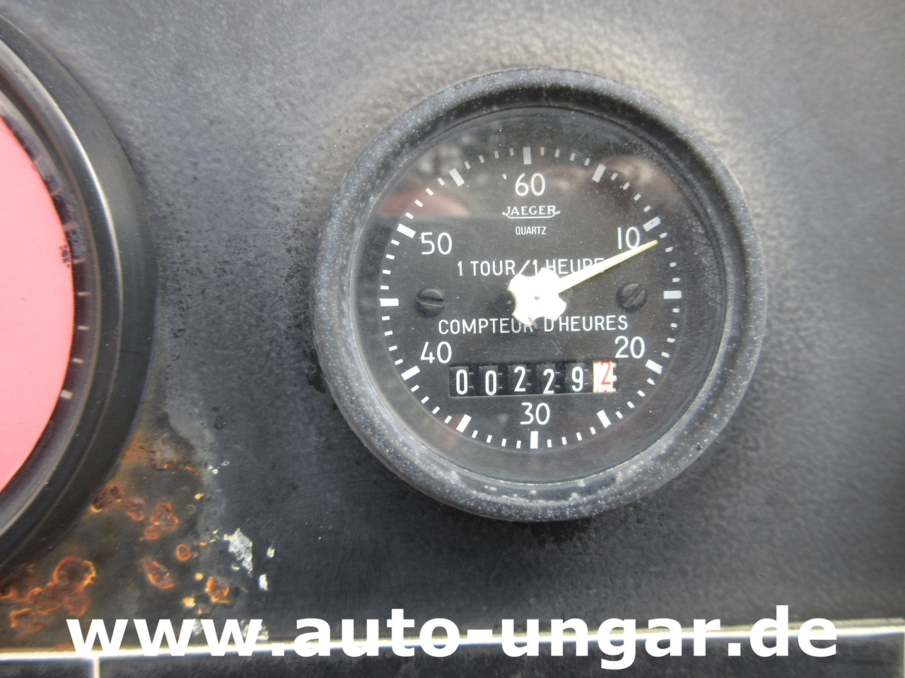 Camión cisterna para transporte de combustible Renault B110 Titan Aviation AVGas Refueller Jet Tanker 2000l Aviteilleur GSE: foto 6 Camión cisterna para transporte de combustible Renault B110 Titan Aviation AVGas Refueller Jet Tanker 2000l Aviteilleur GSE: foto 6