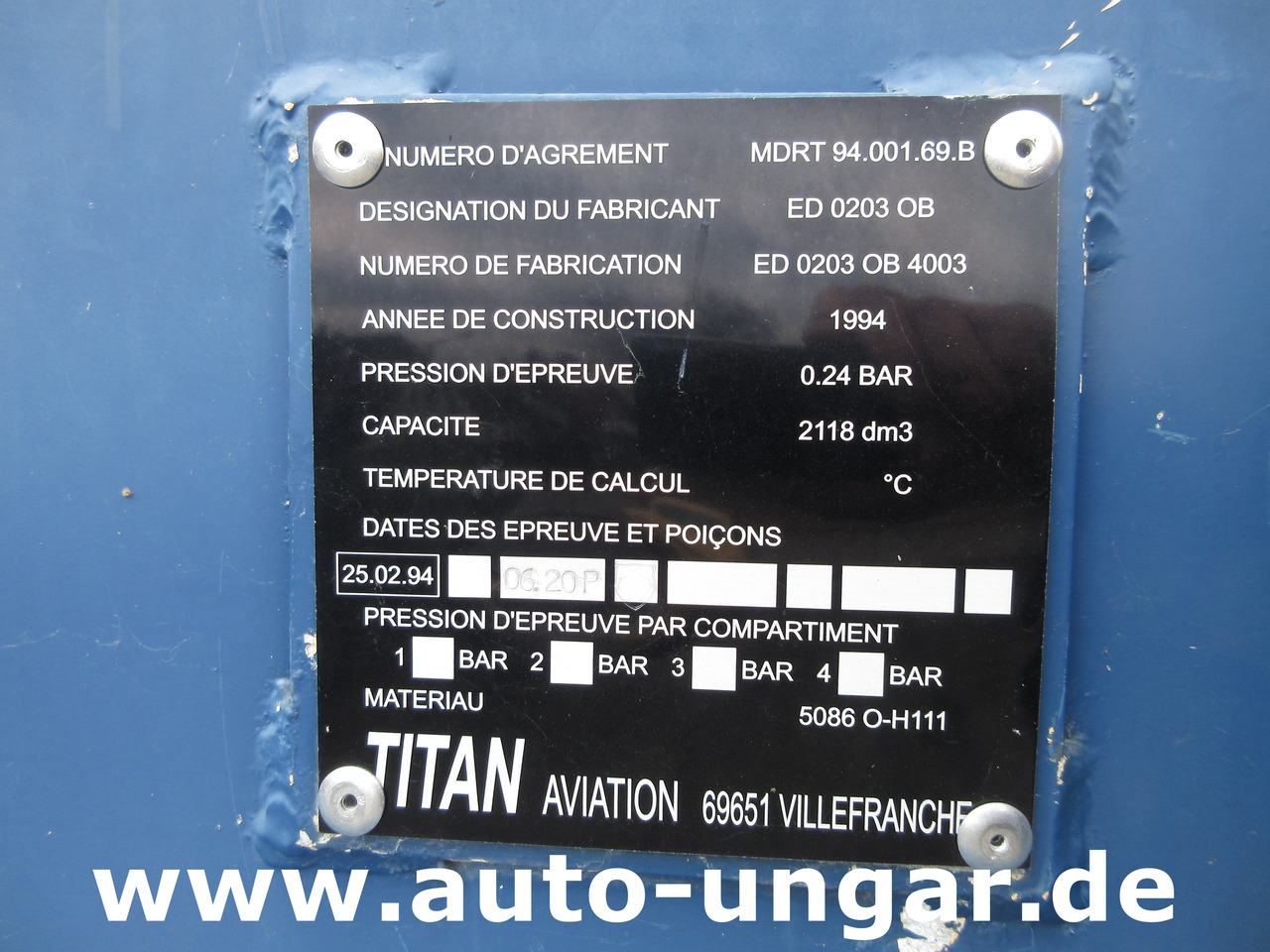 Camión cisterna para transporte de combustible Renault B110 Titan Aviation AVGas Refueller Jet Tanker 2000l Aviteilleur GSE: foto 25 Camión cisterna para transporte de combustible Renault B110 Titan Aviation AVGas Refueller Jet Tanker 2000l Aviteilleur GSE: foto 25