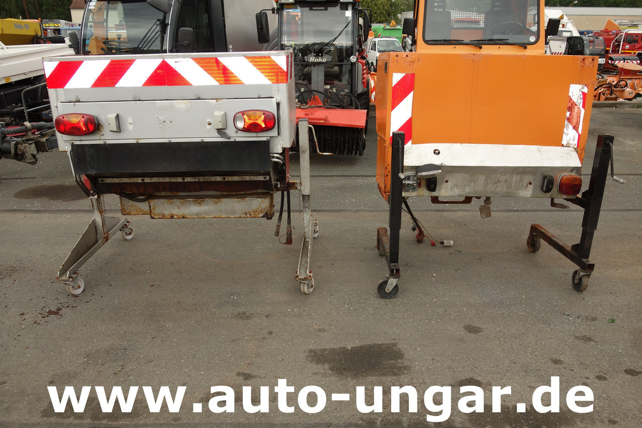 Multicar Kiefer - Bertsche Heckanbaustreuer für Multicar Boki Ladog Hansa Winterdienst - Vehículo municipal: foto 1 Multicar Kiefer - Bertsche Heckanbaustreuer für Multicar Boki Ladog Hansa Winterdienst - Vehículo municipal: foto 1