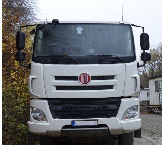 Tatra 4x4 hydr. T158 Phoenix (8P6R23) / DAF - Cabeza tractora: foto 2 Tatra 4x4 hydr. T158 Phoenix (8P6R23) / DAF - Cabeza tractora: foto 2
