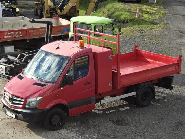 Mercedes-Benz Sprinter 516 CDI 2.2 - Furgoneta basculante: foto 4 Mercedes-Benz Sprinter 516 CDI 2.2 - Furgoneta basculante: foto 4