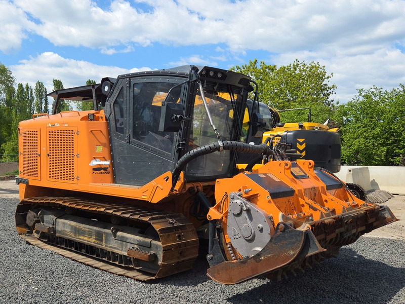 PrimeTech PT300 FAE 12t - Trituradora forestal: foto 1 PrimeTech PT300 FAE 12t - Trituradora forestal: foto 1