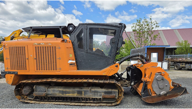 PrimeTech PT300 FAE 12t - Trituradora forestal: foto 2 PrimeTech PT300 FAE 12t - Trituradora forestal: foto 2