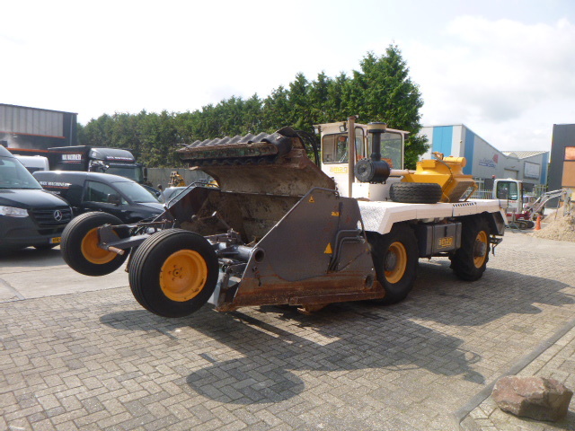 AMAG CONTRA-MIXER CM2-20 - Estabilizador de suelos: foto 4 AMAG CONTRA-MIXER CM2-20 - Estabilizador de suelos: foto 4