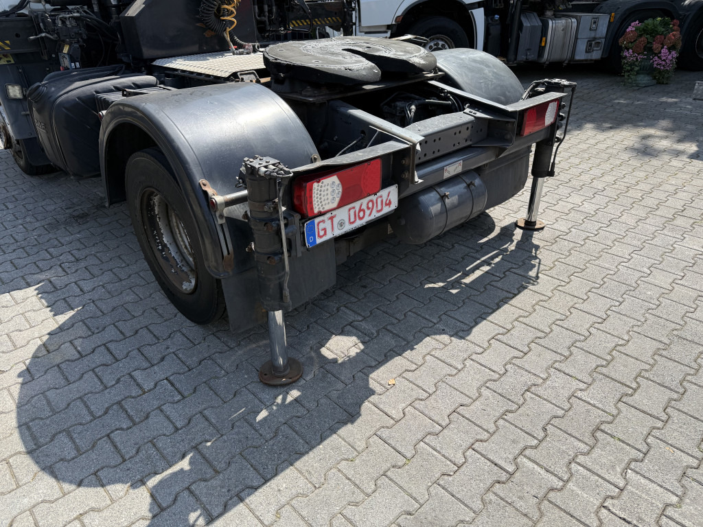 Daf LF 220.13 Kran Hiab 111 E-3 HiDuo - Cabeza tractora: foto 2 Daf LF 220.13 Kran Hiab 111 E-3 HiDuo - Cabeza tractora: foto 2