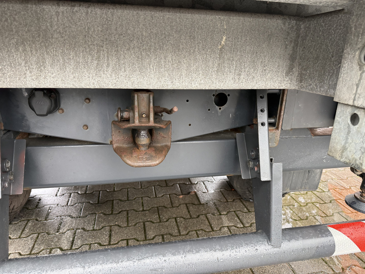 Iveco Daily 55S18W 4X4 Palfinger PK 7.501 - Furgoneta caja abierta: foto 5 Iveco Daily 55S18W 4X4 Palfinger PK 7.501 - Furgoneta caja abierta: foto 5