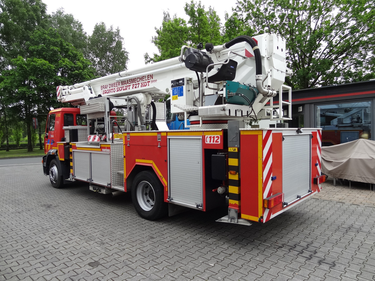 Camión con plataforma elevadora MAN L2000 18.284 Feuerwehr Bronto Skylift 27 Meter: foto 12