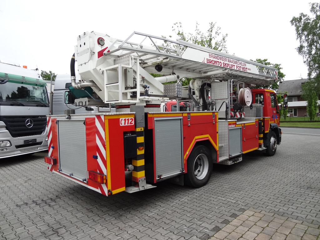Arrendamiento de MAN L2000 18.284 Feuerwehr Bronto Skylift 27 Meter MAN L2000 18.284 Feuerwehr Bronto Skylift 27 Meter: foto 10