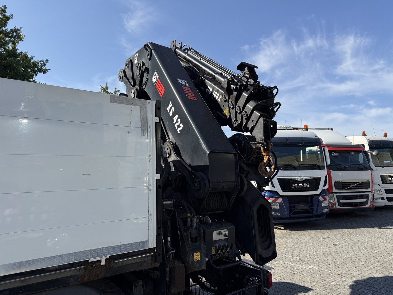 MAN TGX 26.480 6X2 Hiab 422 Bj 2017 bis 30 Meter - Camión grúa, Camión caja abierta: foto 3 MAN TGX 26.480 6X2 Hiab 422 Bj 2017 bis 30 Meter - Camión grúa, Camión caja abierta: foto 3