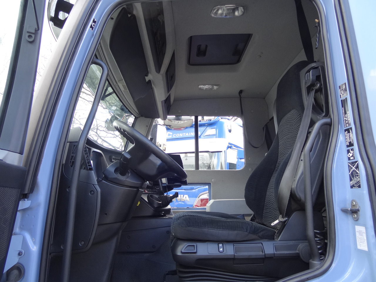 Mercedes-Benz Actros 2533 6X2 HMF 1820 Langmaterial - Camión caja abierta, Camión grúa: foto 4 Mercedes-Benz Actros 2533 6X2 HMF 1820 Langmaterial - Camión caja abierta, Camión grúa: foto 4