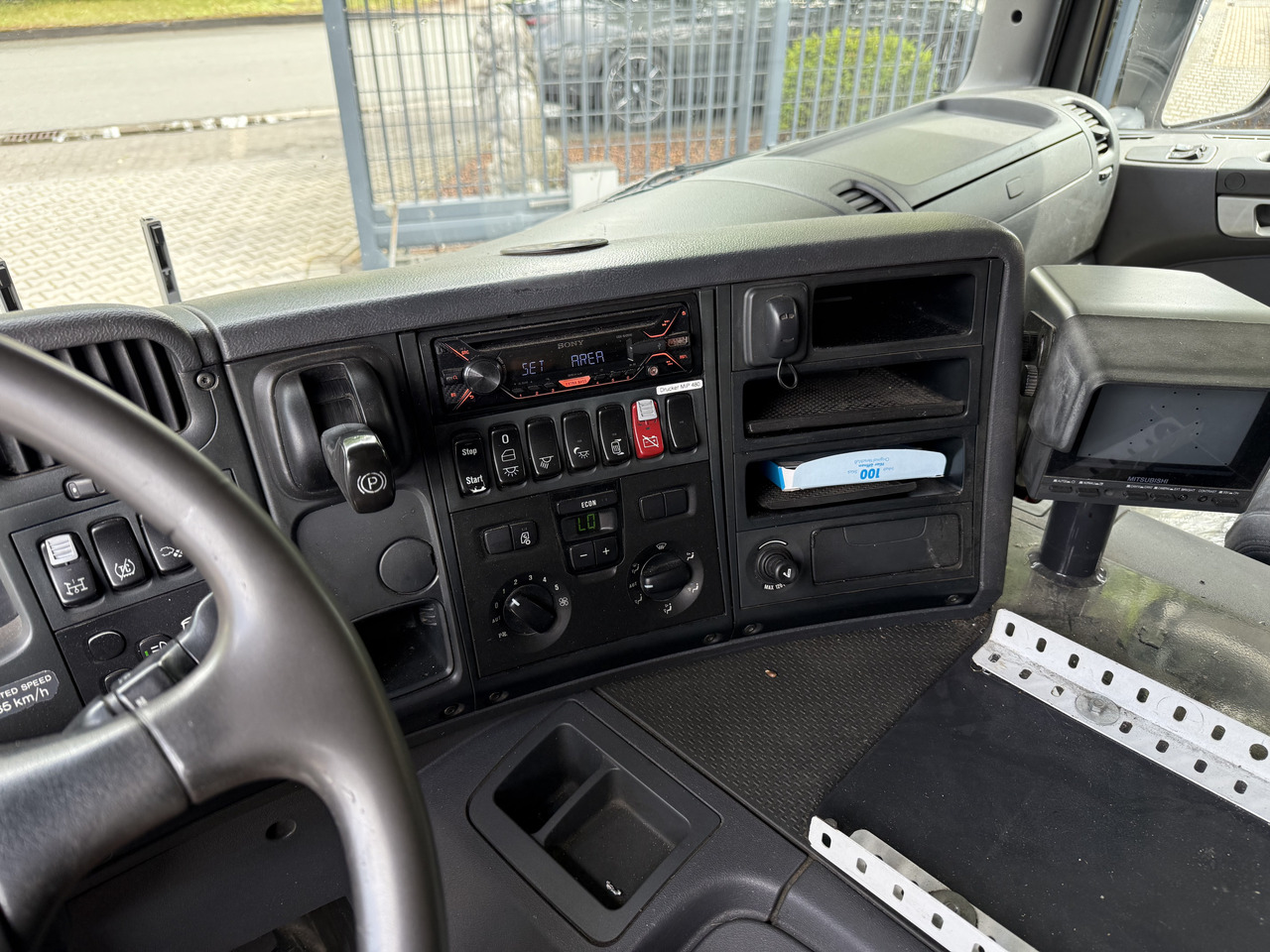 Scania P420 8X2*6 - Camión chasis: foto 2 Scania P420 8X2*6 - Camión chasis: foto 2