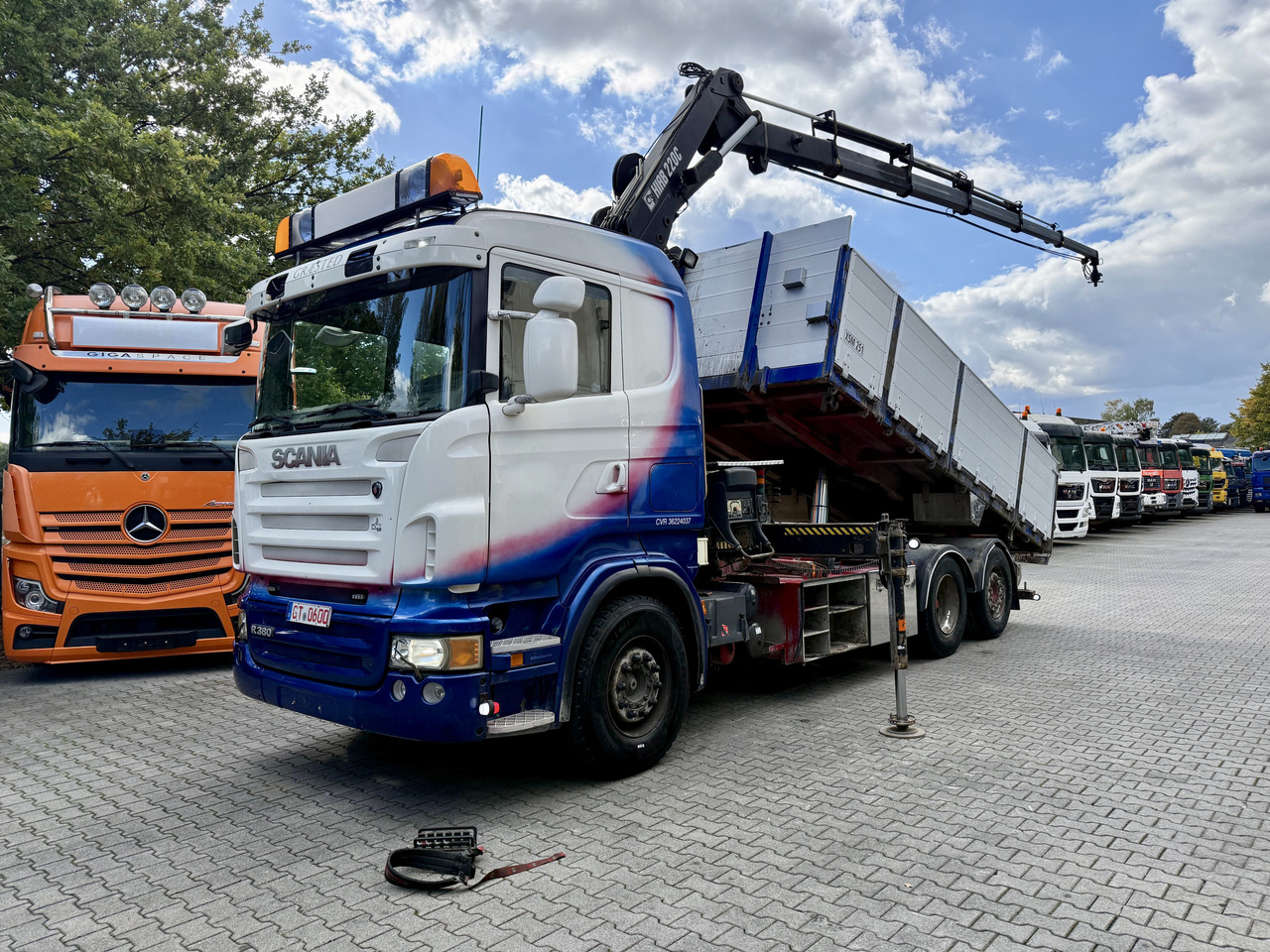 Scania R380 6X2*4 Kipper mit Kran HIAB 220 - Camión volquete, Camión grúa: foto 1 Scania R380 6X2*4 Kipper mit Kran HIAB 220 - Camión volquete, Camión grúa: foto 1
