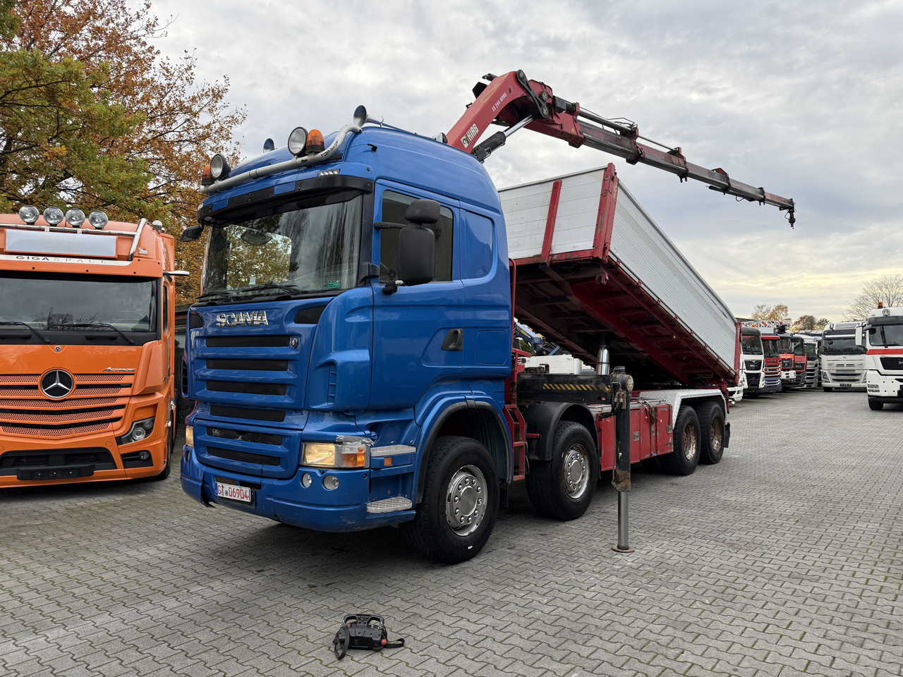 Scania R580 8X4 Kipper Kran HIAB 244-5 - Camión volquete, Camión grúa: foto 1 Scania R580 8X4 Kipper Kran HIAB 244-5 - Camión volquete, Camión grúa: foto 1