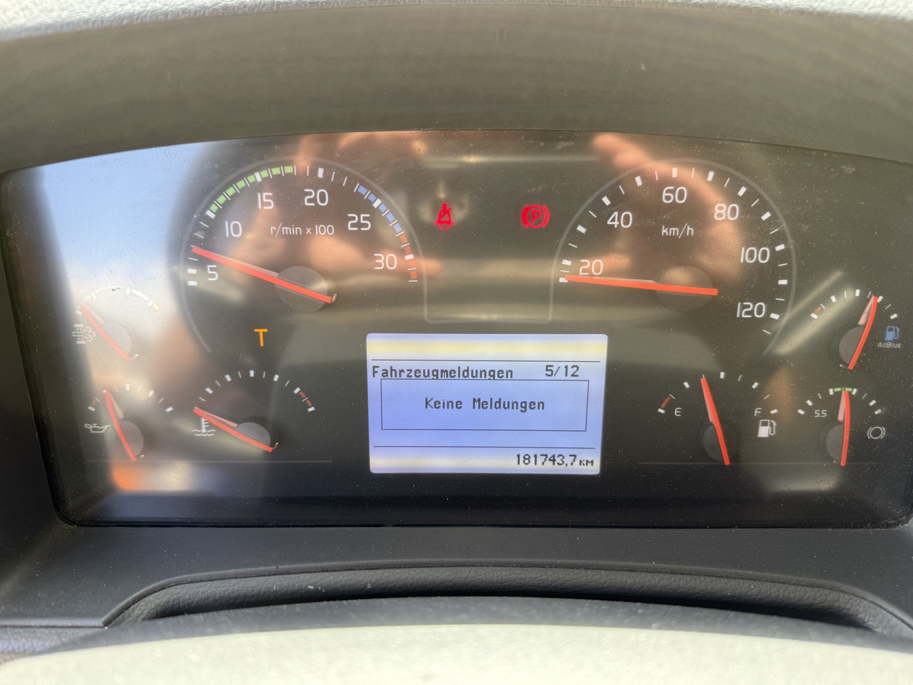 Volvo FL210 14 Tonner - Camión lona: foto 5 Volvo FL210 14 Tonner - Camión lona: foto 5