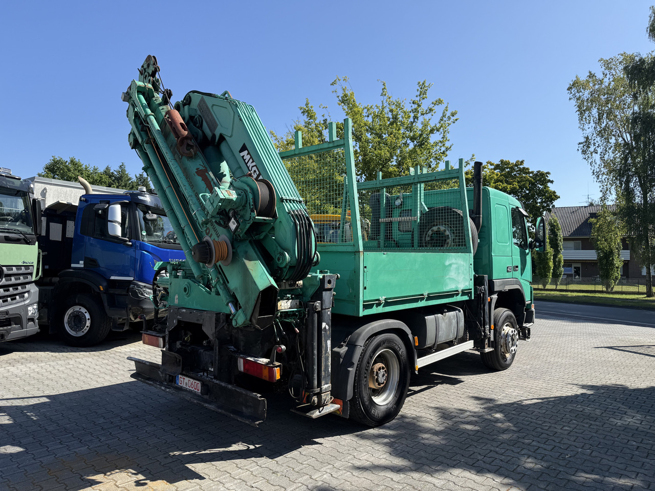 Arrendamiento de Volvo FM12 420 4X4 Kran MKG 300 bis 24 Meter Volvo FM12 420 4X4 Kran MKG 300 bis 24 Meter: foto 11