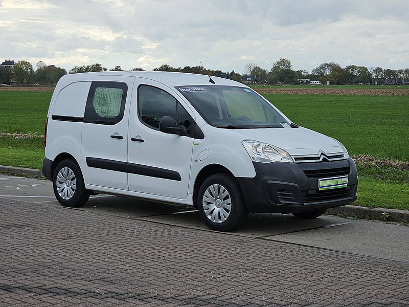 Citroën Berlingo 1.1 23kWH NAP Airco ! - Furgoneta caja cerrada, Furgoneta eléctrica: foto 5 Citroën Berlingo 1.1 23kWH NAP Airco ! - Furgoneta caja cerrada, Furgoneta eléctrica: foto 5