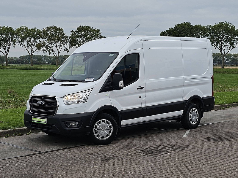 Ford Transit 2.0 TDCI 130 L2H2 - Furgón: foto 2 Ford Transit 2.0 TDCI 130 L2H2 - Furgón: foto 2