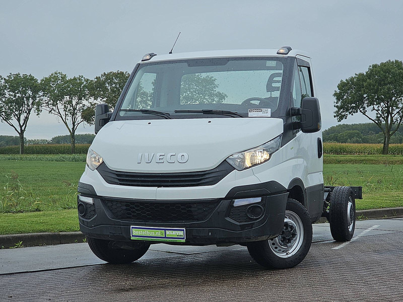 Iveco Daily 35 S 12 CHASSIS - Furgoneta: foto 1 Iveco Daily 35 S 12 CHASSIS - Furgoneta: foto 1