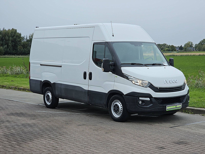 Iveco Daily 35S14 L2H2 Airco Euro6! - Furgón: foto 5 Iveco Daily 35S14 L2H2 Airco Euro6! - Furgón: foto 5
