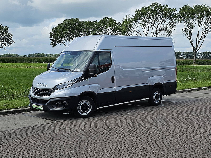 Iveco Daily 35S16 L2H2 Luchtvering AC - Furgón: foto 2 Iveco Daily 35S16 L2H2 Luchtvering AC - Furgón: foto 2