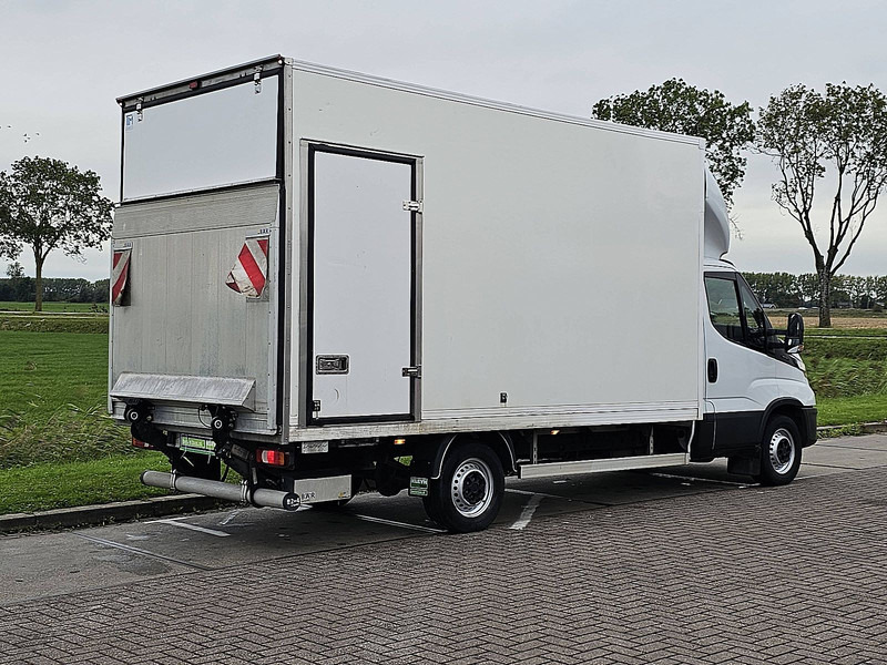 Iveco Daily 35S18 Bakwagen Laadklep! - Furgoneta caja cerrada: foto 3 Iveco Daily 35S18 Bakwagen Laadklep! - Furgoneta caja cerrada: foto 3