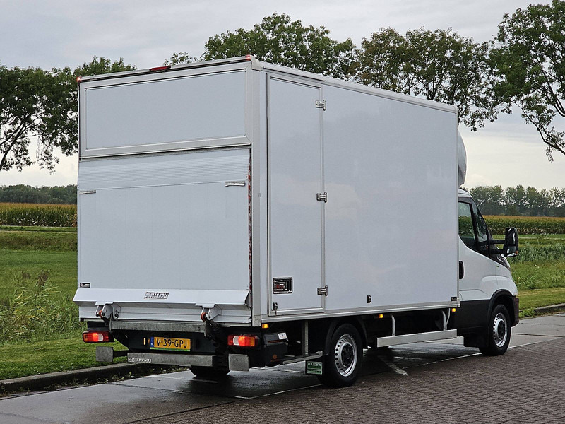 Iveco Daily 35S18 ac automaat EURO6 - Furgoneta caja cerrada: foto 3 Iveco Daily 35S18 ac automaat EURO6 - Furgoneta caja cerrada: foto 3