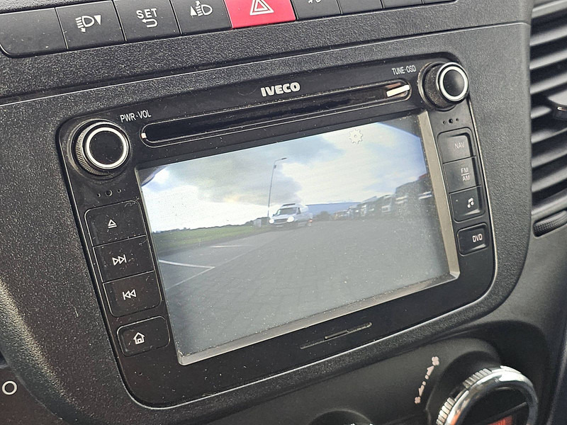 Furgoneta caja cerrada Iveco Daily 40C18 Bakwagen Laadklep: foto 12