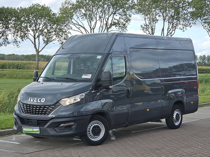 Iveco Daily - Furgón: foto 2 Iveco Daily - Furgón: foto 2